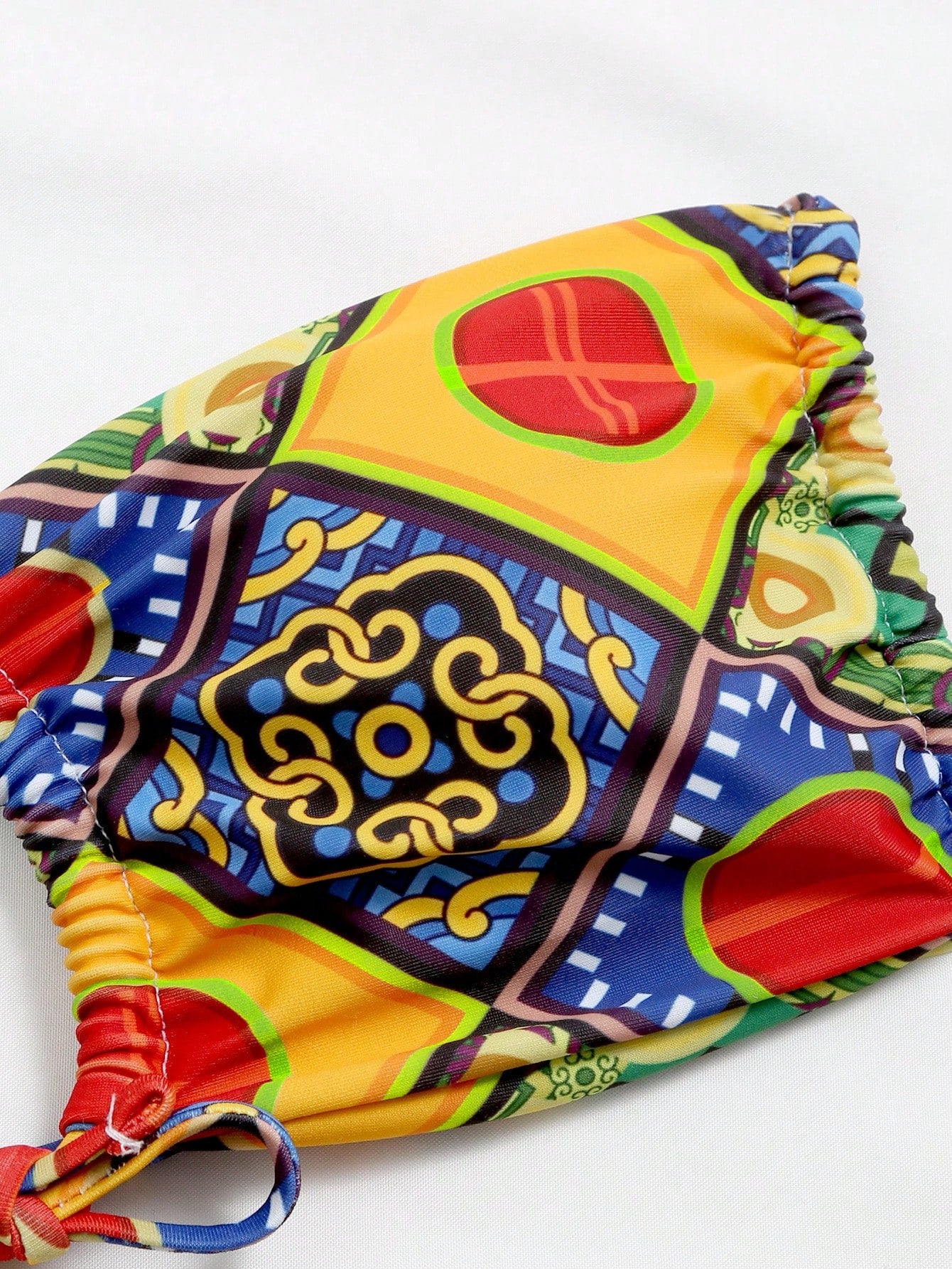 Biquíni Cortininha Com Amarração Estampa Geométrica