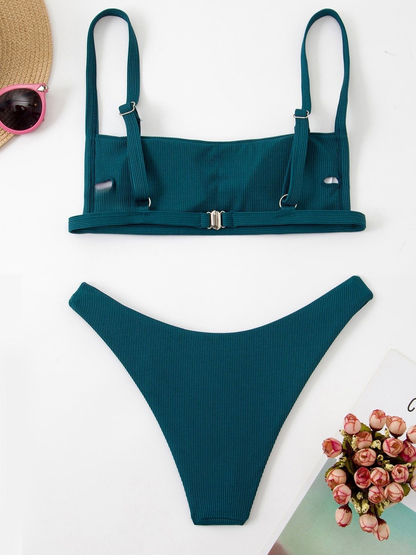 Biquíni Bandeau Asa Delta Canelado Minimalista