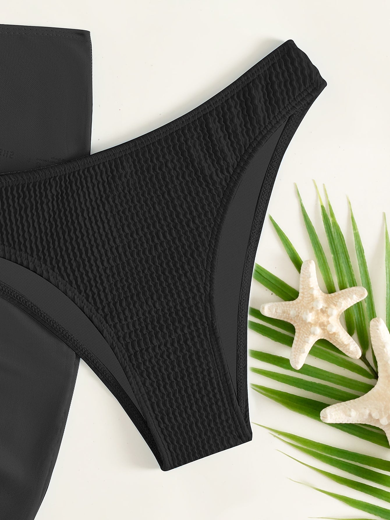 Conjunto Triângulo Texturizado Com Saia Franzida