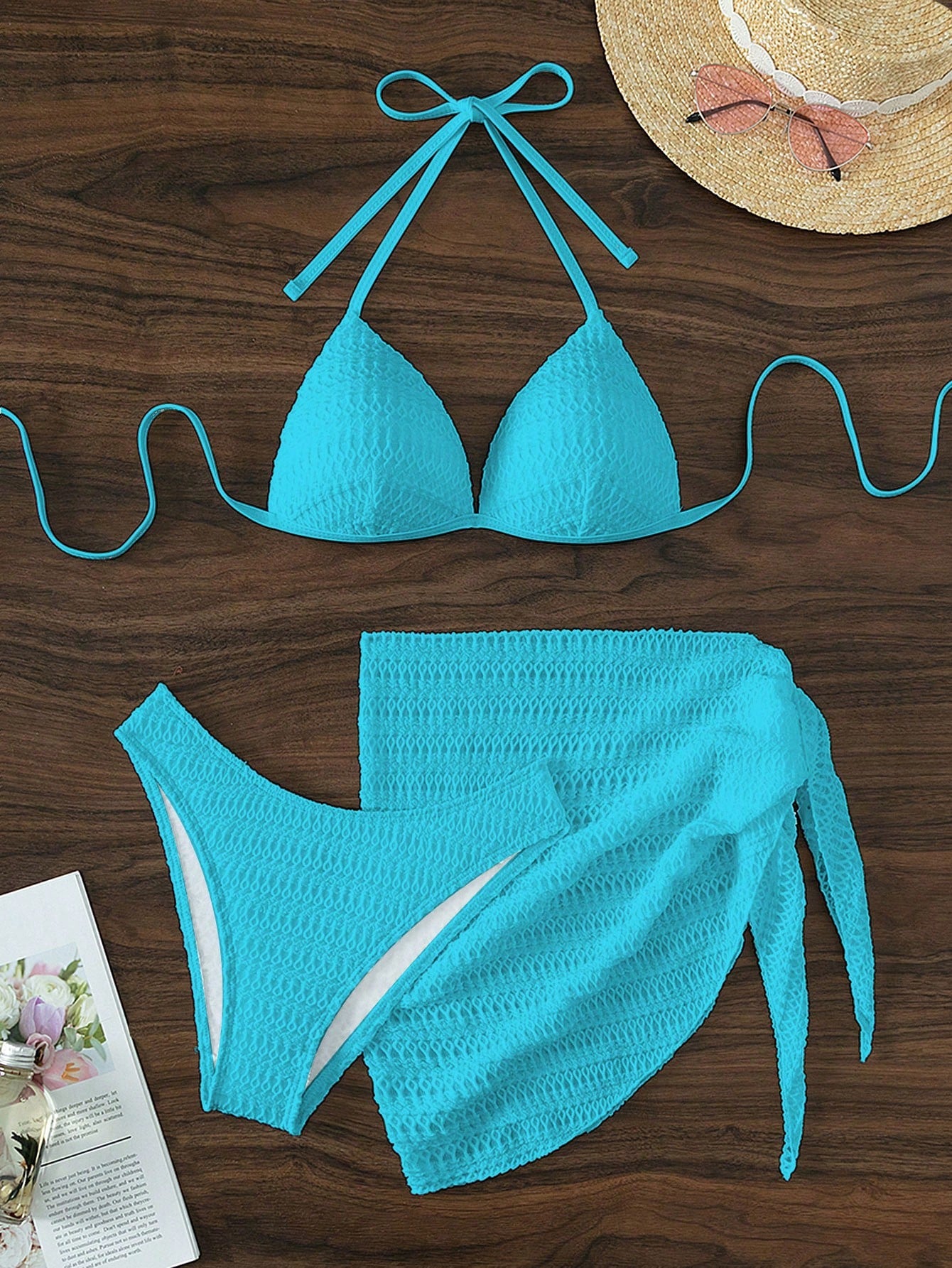 Conjunto Triângulo Com Pareô Curto Estilo Clássico