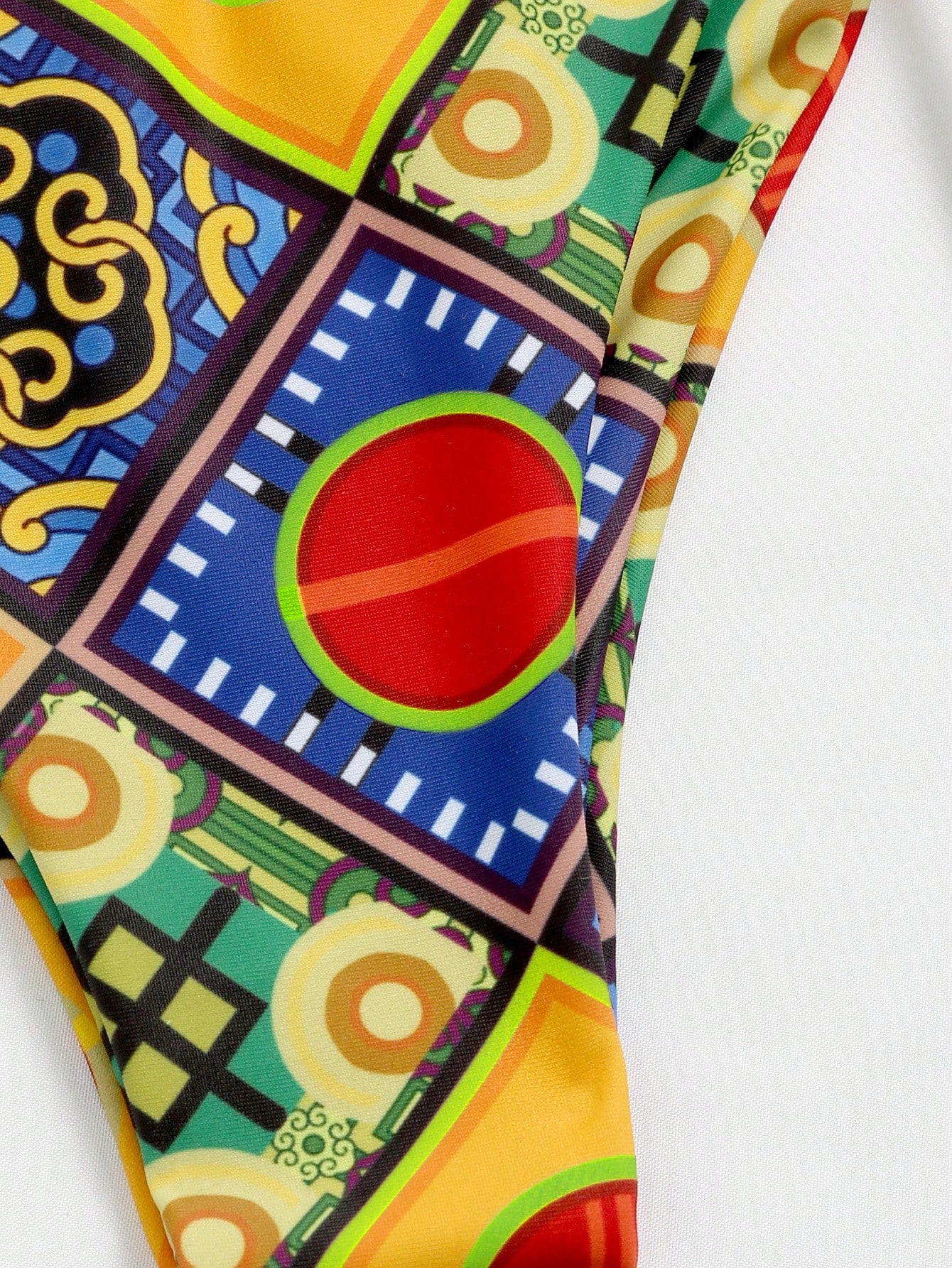 Biquíni Cortininha Com Amarração Estampa Geométrica