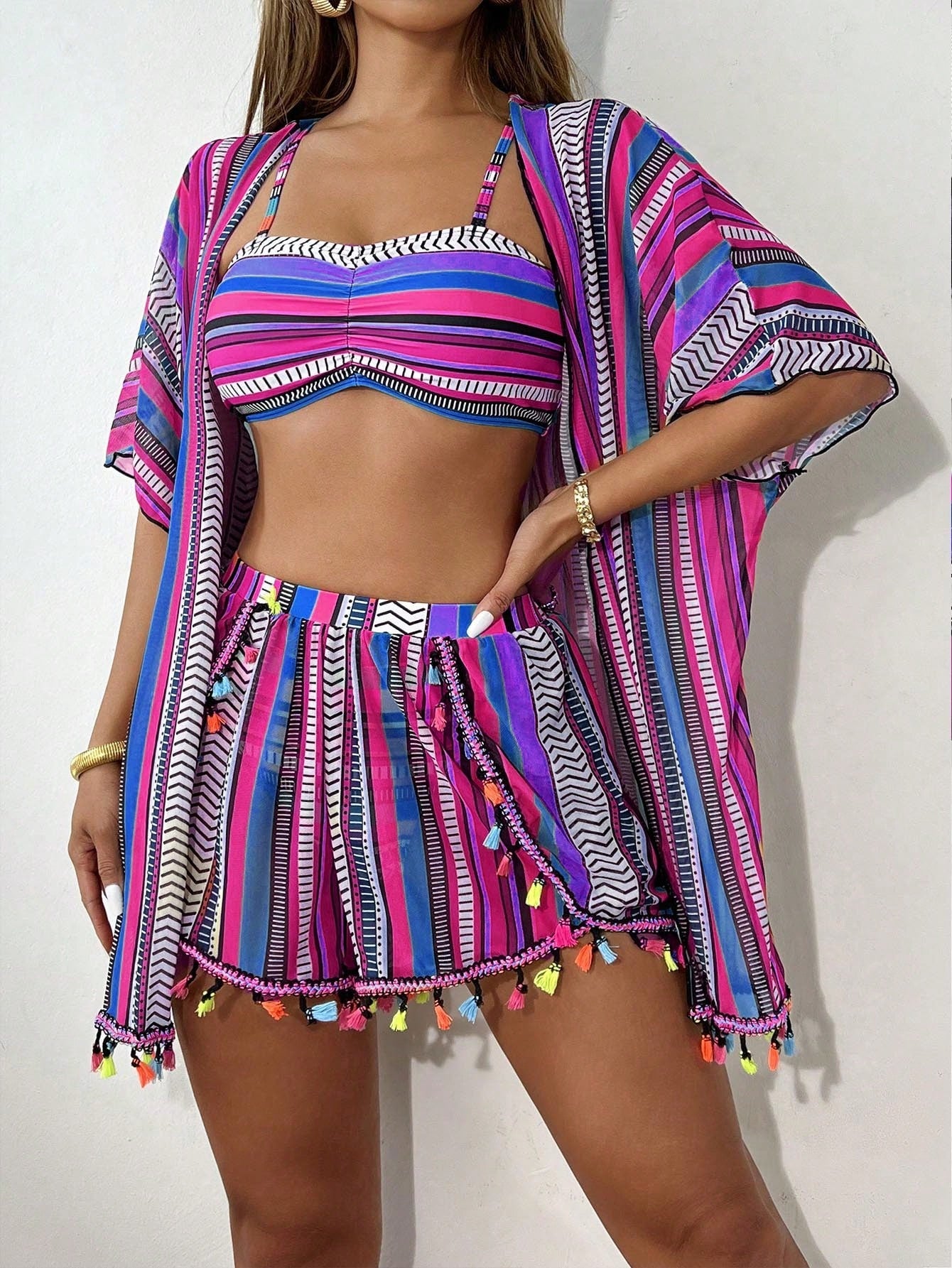 Conjunto Top Faixa Com Short E Kimono Estilo Boho