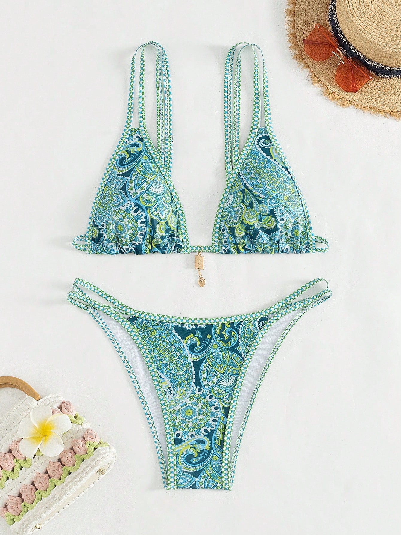 Biquíni Triângulo Estampa Boho Com Pingente