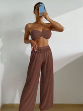 Conjunto Tomara Que Caia Com Calça Fluida E Cós Alto