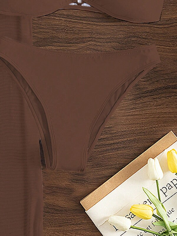 Conjunto Tomara Que Caia Com Calça Fluida E Cós Alto