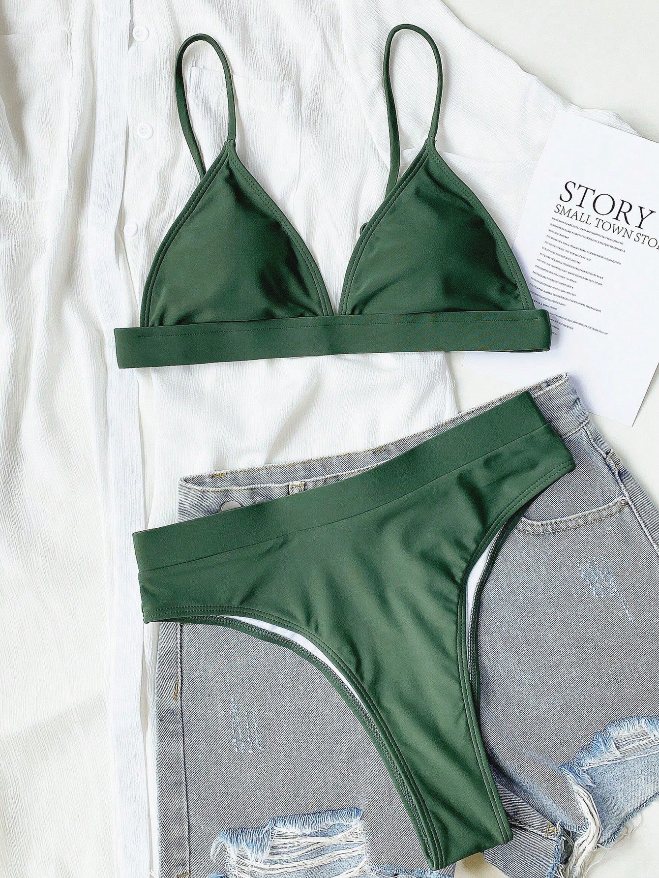 Biquíni Hot Pant Top Triângulo Com Detalhe Contrastante