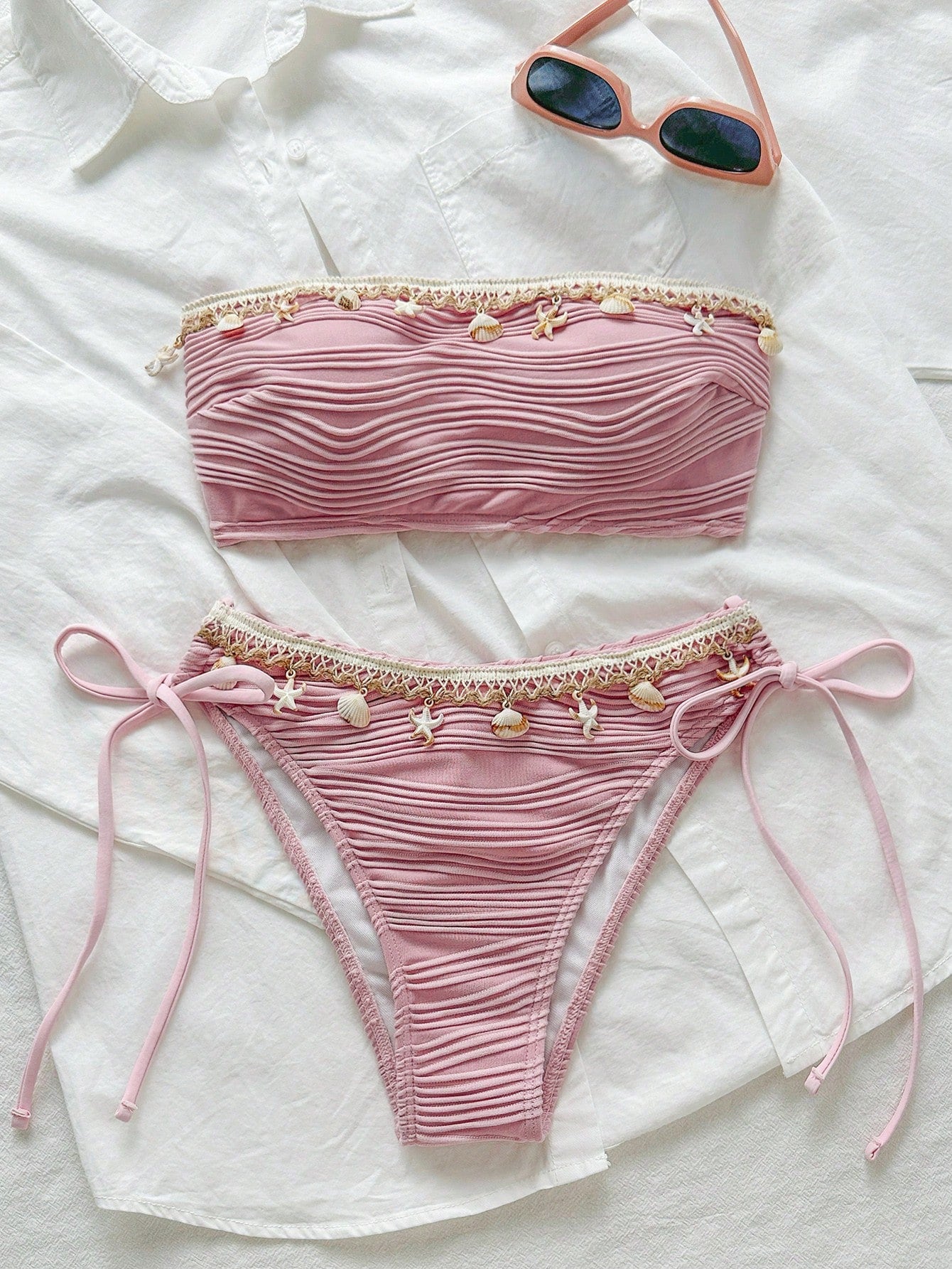 Biquíni Tomara Que Caia Com Conchas E Amarrações