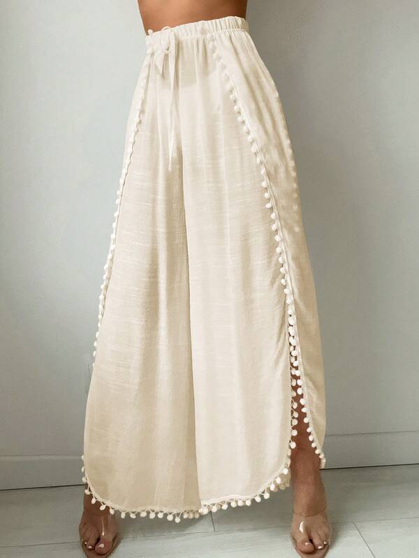 Saída De Praia Calça Fluida Com Fendas E Detalhe Pompons