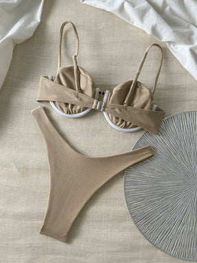 Biquíni Meia Taça Com Aviamento Central Estilo Clássico