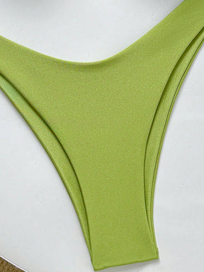 Biquíni Meia Taça Com Aviamento Central Estilo Clássico