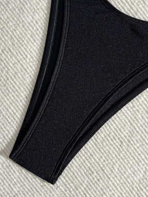 Biquíni Meia Taça High Leg Com Aviamento Estilo Resort