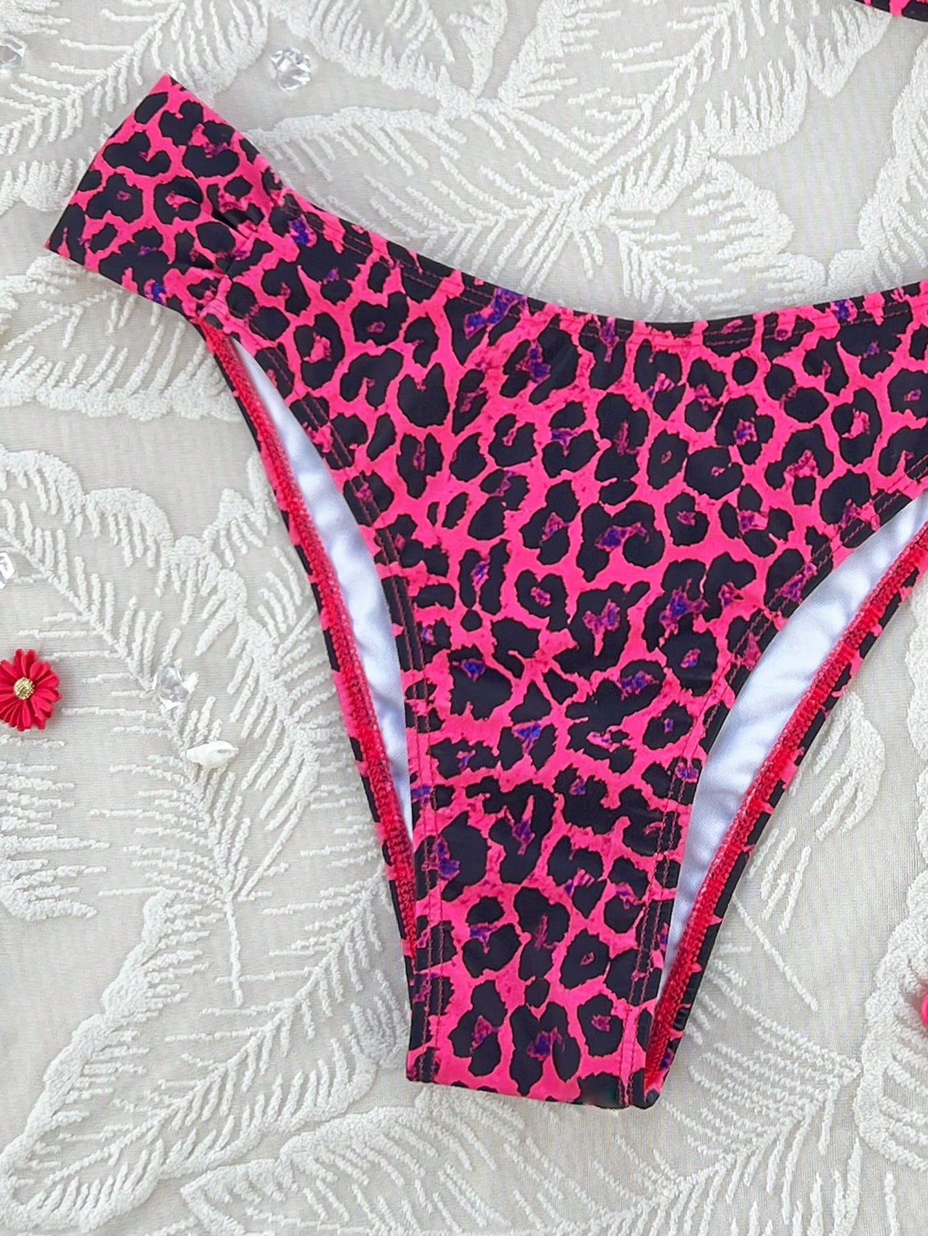 Biquíni Meia Taça Animal Print Com Alças Largas