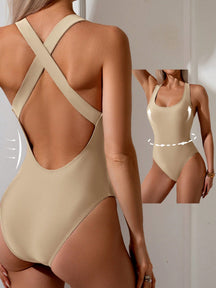 Maiô Decote Redondo Com Alças Cruzadas Nas Costas