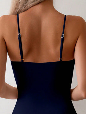 Maiô Tomara Que Caia Com Recorte Central E Detalhe Metálico