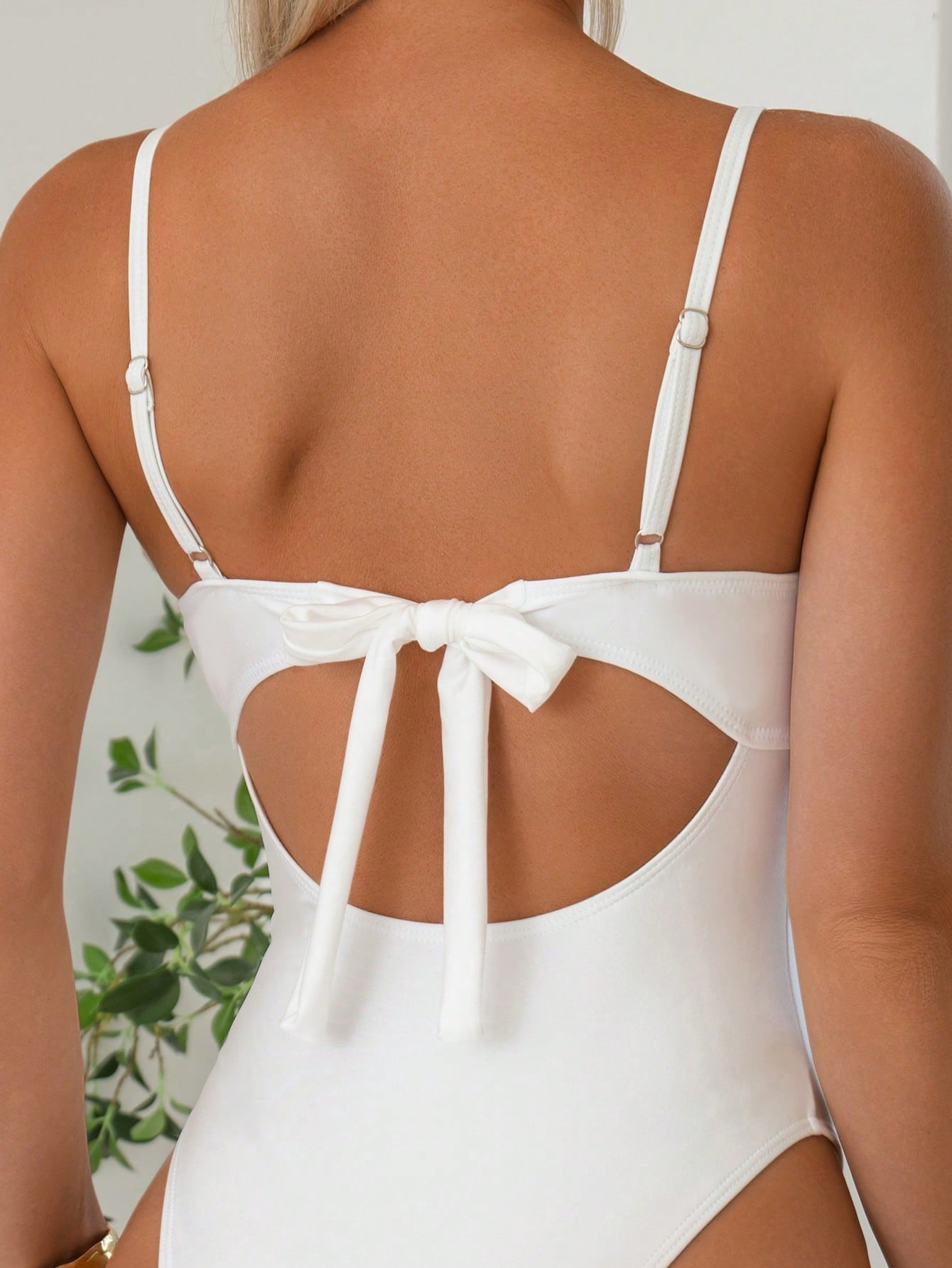 Maiô Meia Taça Com Alças De Corrente Estilo Sofisticado