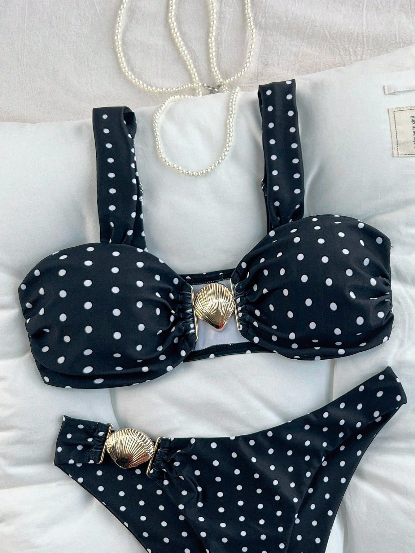 Biquíni Poá Retrô Com Argola Central E Alças Largas