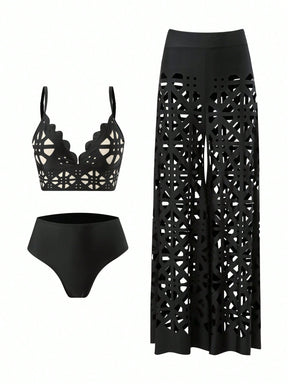 Conjunto Com Top Recortado E Calça Vazada Geométrica