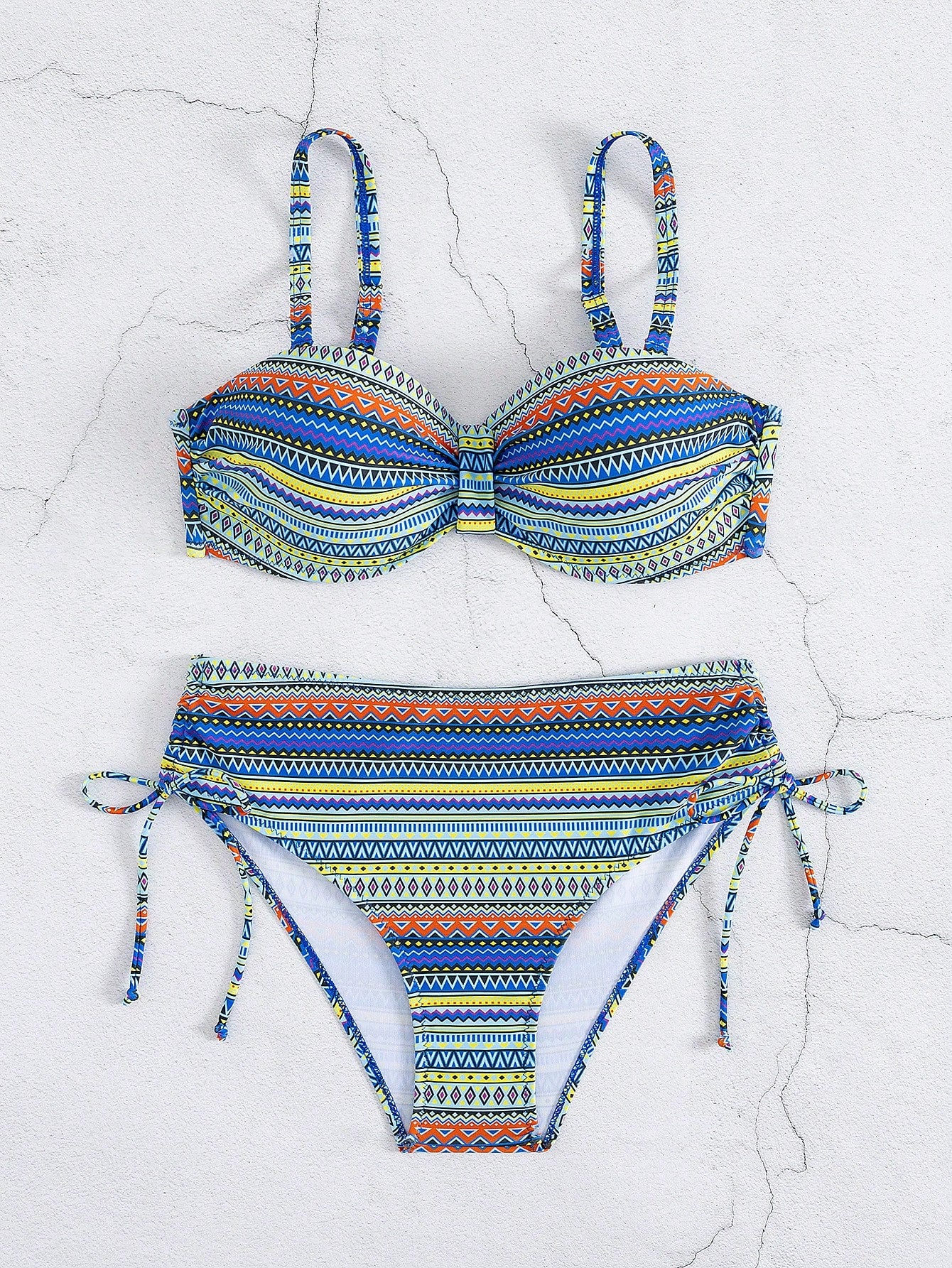 Biquíni Meia Taça Cintura Alta Estampa Étnica