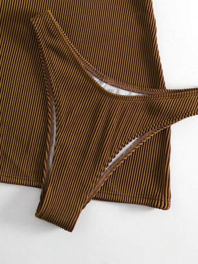 Conjunto Triângulo Com Saia Reta Estilo Minimalista